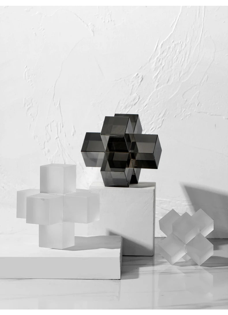 Crystal Cross – Modern Geometric Ornament