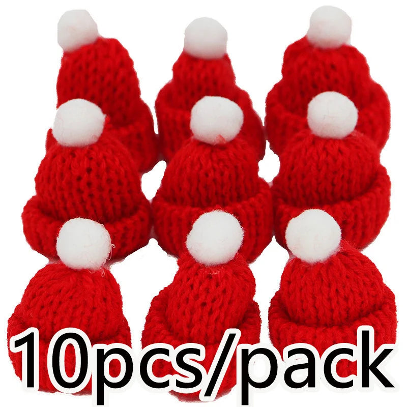 Mini Knitted Christmas Hat Pendants (10 Pieces)