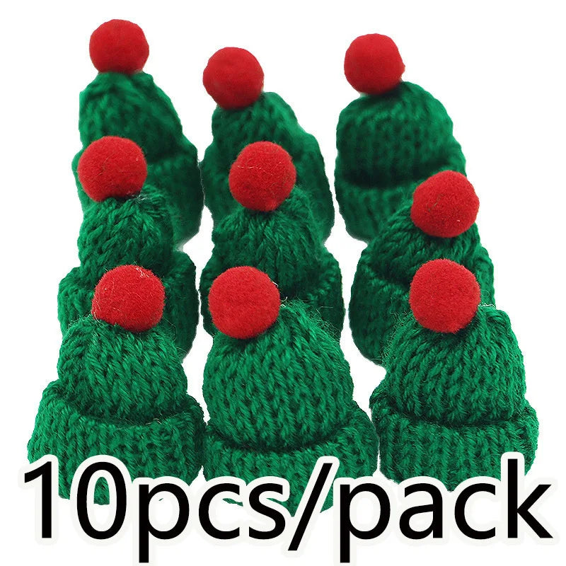 Mini Knitted Christmas Hat Pendants (10 Pieces)