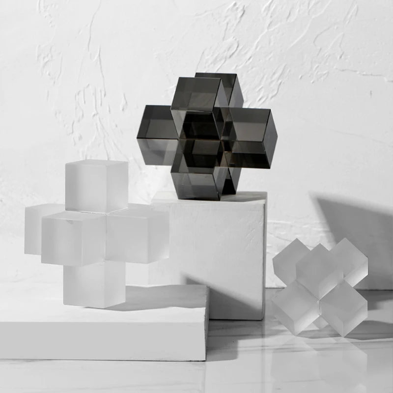 Crystal Cross – Modern Geometric Ornament