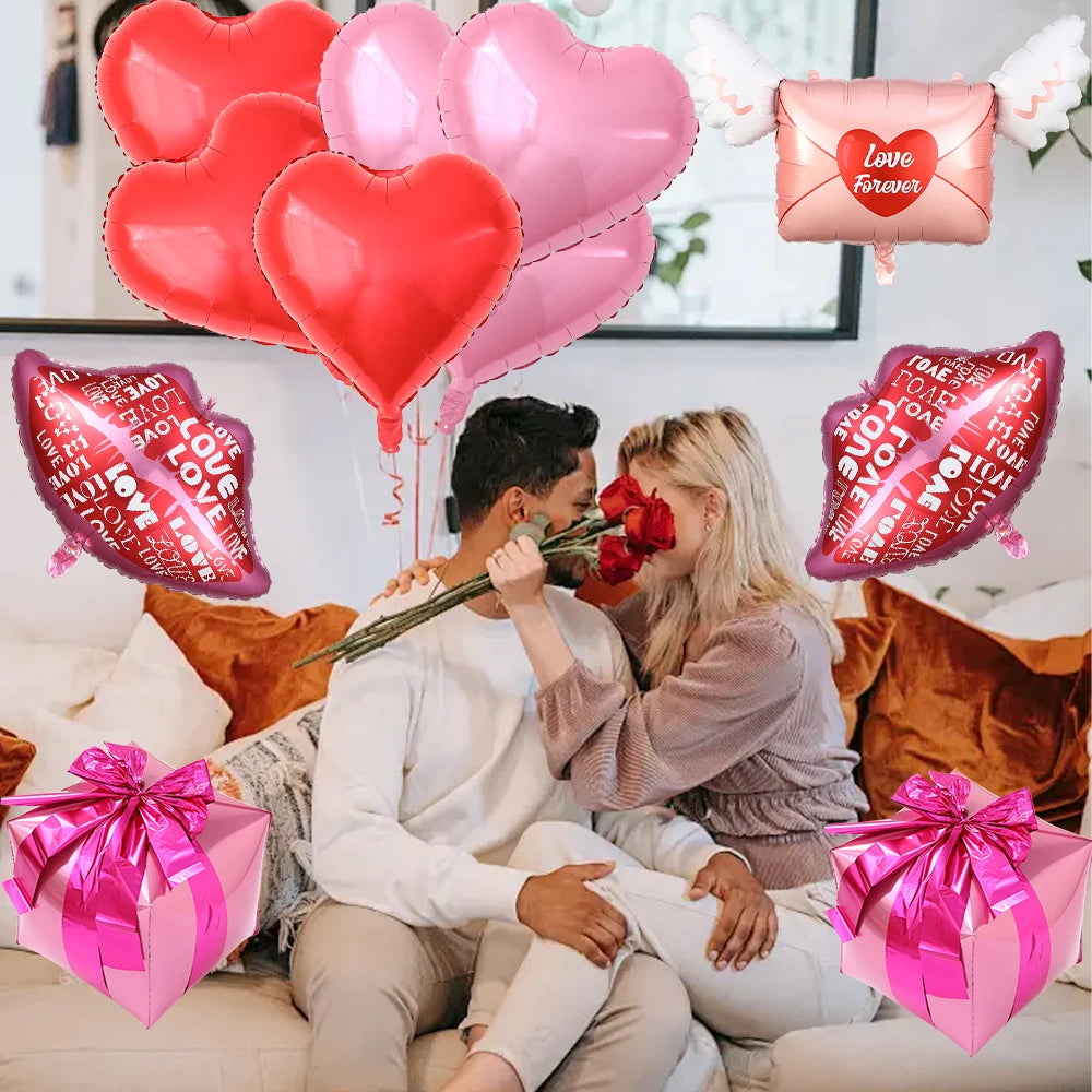 Valentine’s Day Heart & Lip Foil Balloons